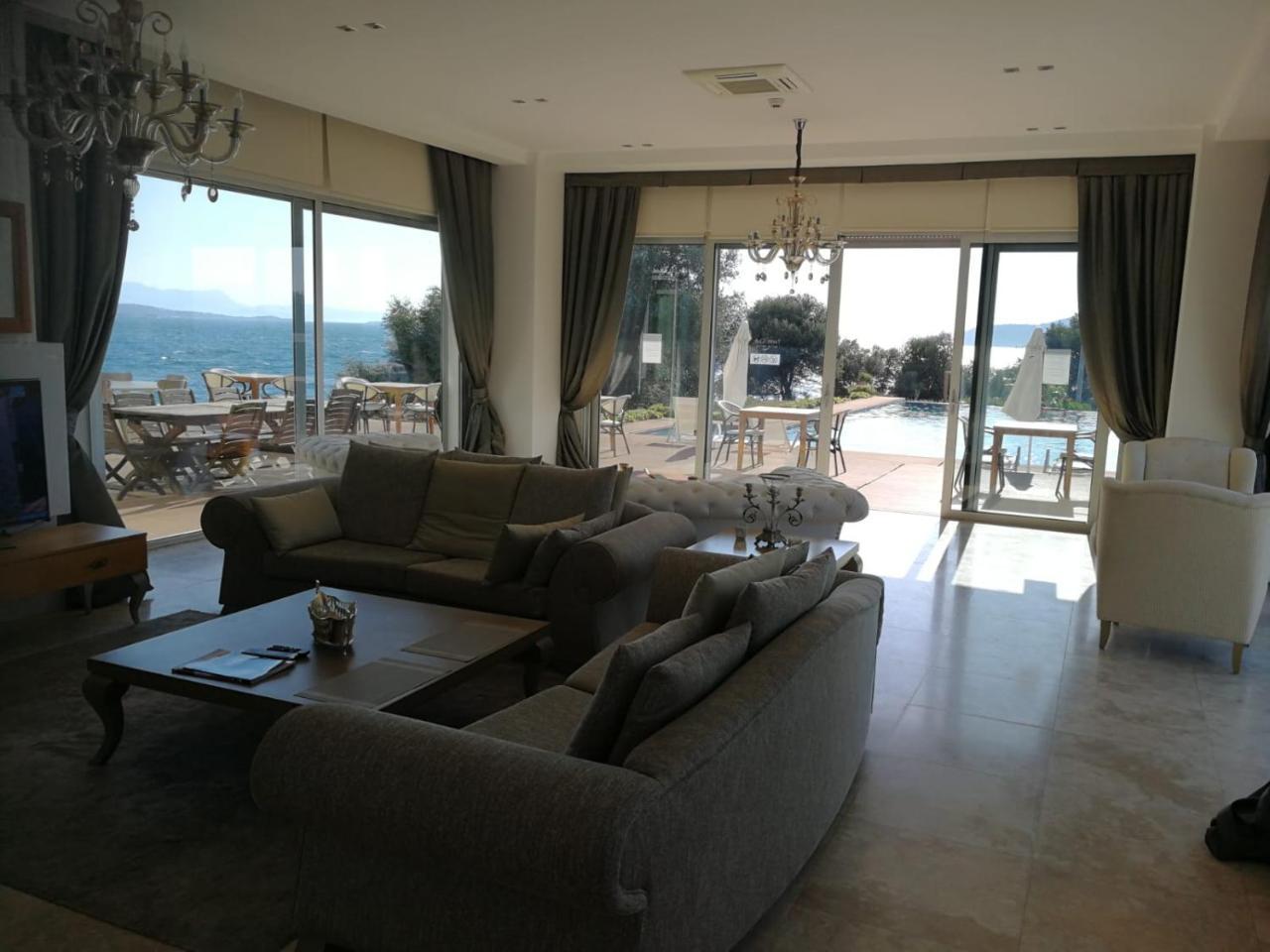 Egesu Marina Guest House Gulluk Bagian luar foto