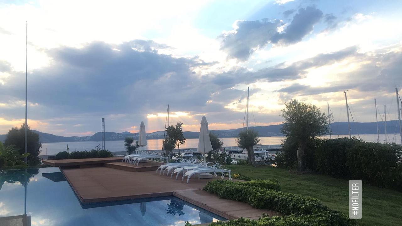 Egesu Marina Guest House Gulluk Bagian luar foto