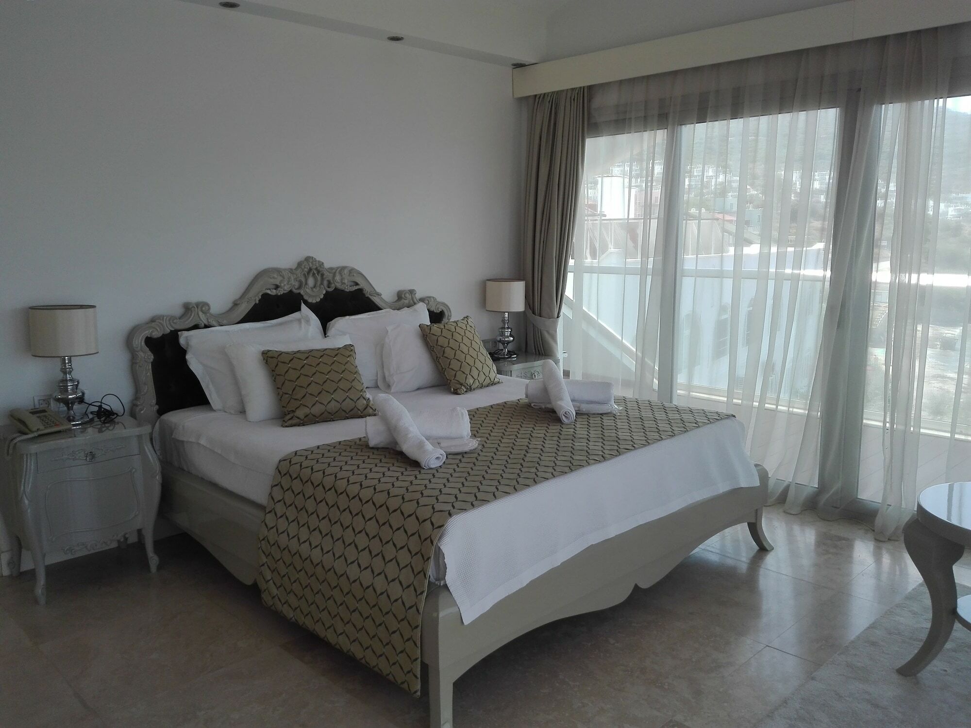 Egesu Marina Guest House Gulluk Bagian luar foto